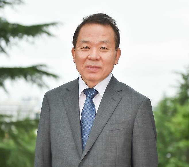 김이수 법무법인 율촌 고문(전 헌법재판소장 권한대행·사법연수원 9기). <사진=법무법인 율촌>