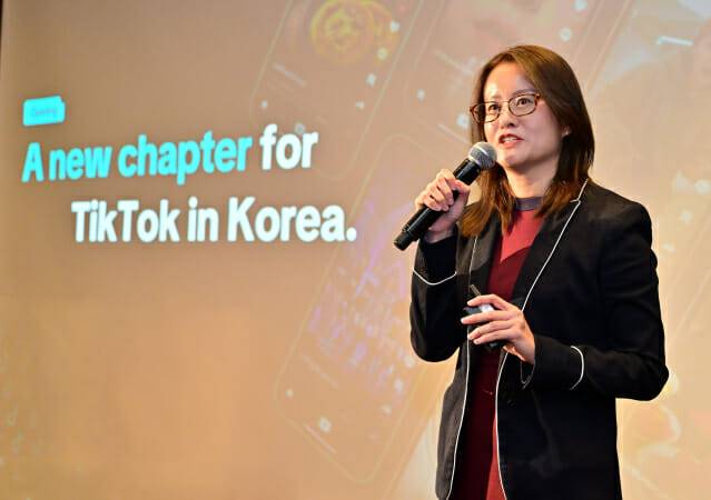 6월 17일 포시즌스 호텔 서울에서 열린 ‘틱톡 CxO 서클 2026’에서 시치 우, 틱톡코리아 글로벌 비즈니스 솔루션 제너럴 매니저가 발표하고 있다.