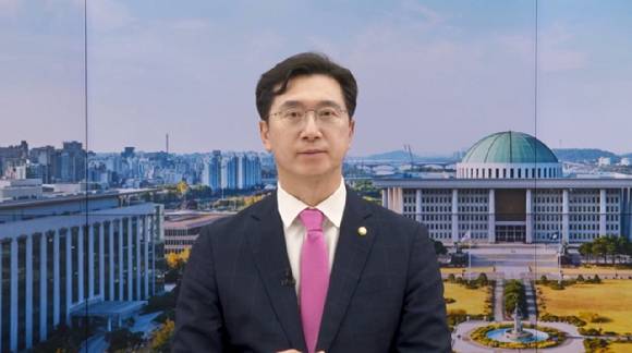 강민국 국민의힘 의원이 18일 개최된 아이뉴스24 금융정책 포럼에서 영상 축사를 하고 있다. [사진=아이뉴스24]