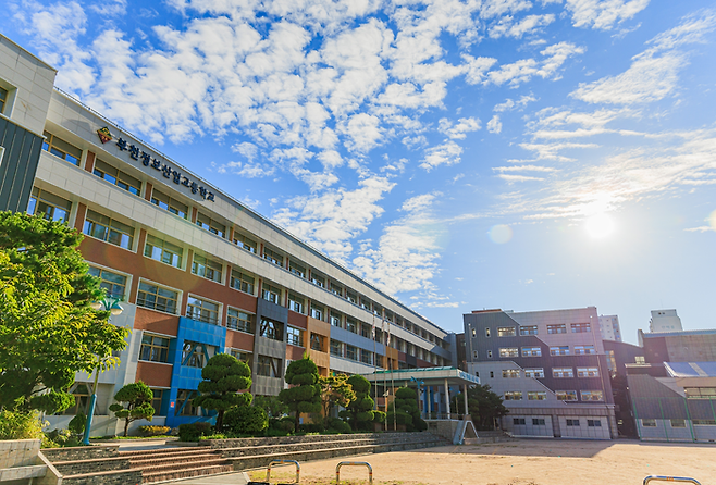 부천정보산업고등학교 전경. 부천정보산업고등학교 제공