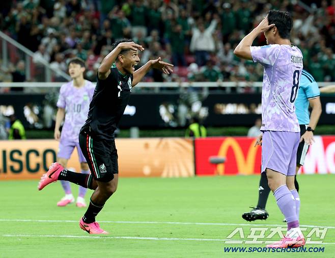 19일(한국시각) 멕시코 과달라하라 사포판의 에스타디오 과달라하라에서 열린 2026 북중미월드컵 대한민국과 멕시코의 경기. 멕시코에게 선취골 허용한 축구대표팀. 사포판(멕시코)=허상욱 기자wook@sportschosun.com/2026.06.19/