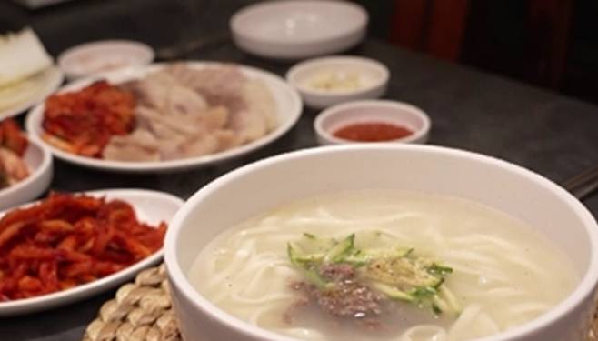 '전현무계획3' 성수동 보쌈 칼국수, 꽃도리탕, 닭꽃게탕