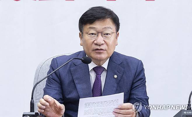 정점식 원내대표 국민의힘 원내대책회의 발언 (서울=연합뉴스) 황광모 기자 = 국민의힘 정점식 원내대표가 19일 국회에서 열린 원내대책회의에서 발언하고 있다. 2026.6.19 hkmpooh@yna.co.kr