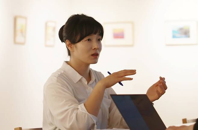 제주경찰 보이스피싱 수사의 컨트롤타워를 맡고 있는 서경진 제주경찰청 형사과 강력계 반장이 매일경제와 인터뷰하고 있다. [고경호 기자]