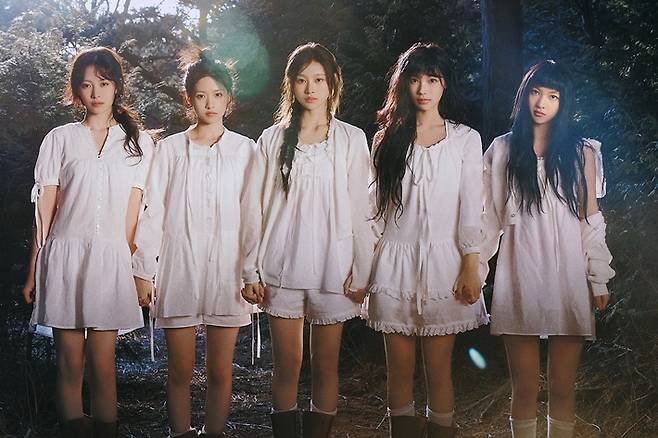 그룹 리센느가 오는 7월 8일 리메이크 싱글 '프리티 걸'로 컴백한다. 리센느 공식 트위터