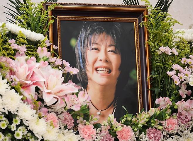 가수 옥희(본명 김광숙)의 빈소가 21일 오후 서울 송파구 서울아산병원 장례식장 22호에 마련됐다. 옥희는 20일 오후 암 투병 끝에 별세했다. 발인은 24일, 장지는 함백산 추모공원이다. 2026.06.21. 사진공동취재단