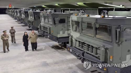 KN-23 둘러보는 김정은 북한 국무위원장 [조선중앙TV 화면=연합뉴스 제공]