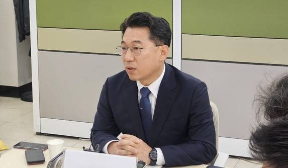허창원 인수위 대변인. /신용한 충북지사 당선인 인수위 제공