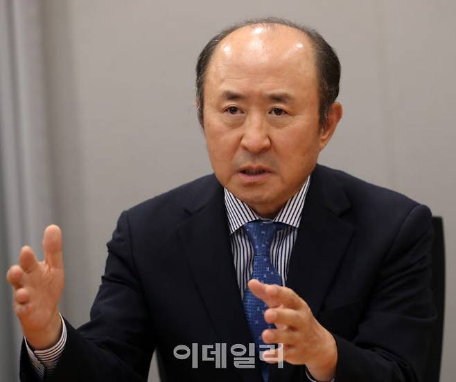 주이란 대사와 외교부 경제외교조정관을 지낸 윤강현 법무법인 세종 고문이 이데일리와 인터뷰를 하고 있다. (사진=이데일리 김태형 기자)
