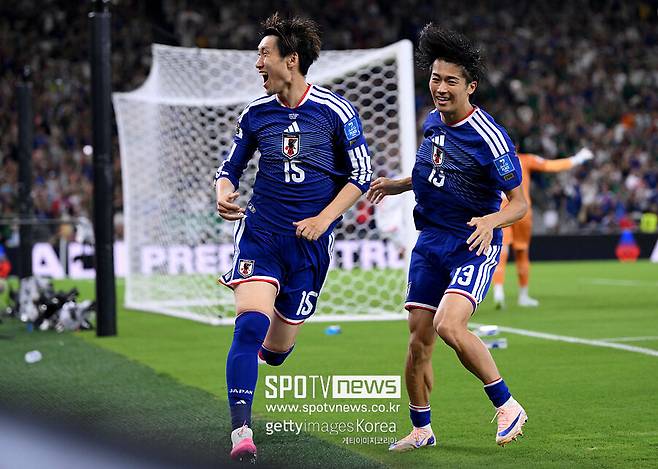▲ 일본은 튀니지를 4-0으로 완파하며 압도적인 경기력을 선보였다. 전반 4분 카마다 다이치의 선제골로 포문을 연 일본은 우에다 아야세의 멀티골과 이토 준야의 쐐기골을 더해 완벽한 승리를 완성했다. 