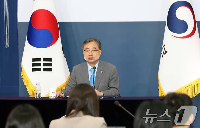 조현 외교부 장관이 지난 22일 오전 서울 종로구 정부서울청사 별관에서 열린 출입기자단 간담회에서 모두 발언을 하고 있다. 2026.6.22 ⓒ 뉴스1 김명섭 기자