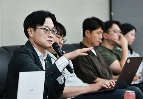 백브리핑하는 김정관 산업통상부 장관. [산업통상부 제공. 연합뉴스]