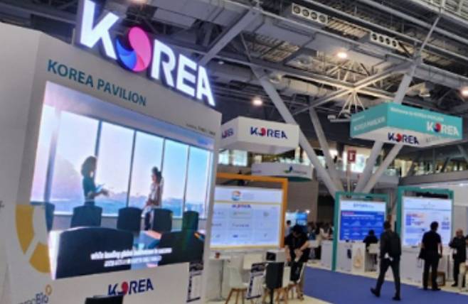 지난해 미국 보스턴에서 열린 ‘2025 바이오 USA’ 행사에서 한국바이오협회가 마련한 한국관 전시장. 사진 한국바이오협회