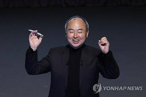 24일 주주총회에서 발언하는 소프트뱅크그룹 손정의 회장 [EPA=연합뉴스 자료사진. 재판매 및 DB금지]