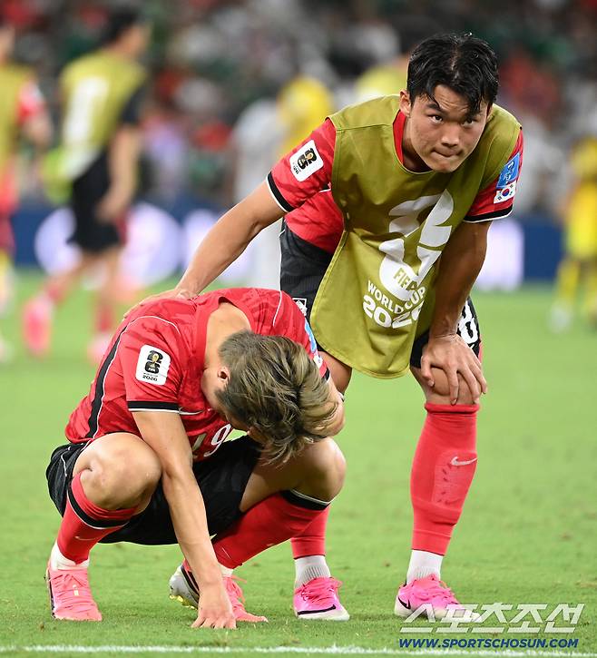 25일(한국시각) 멕시코 몬테레이 인근 과달루페의 에스타디오 몬테레이에서 열린 2026 북중미 월드컵 대한민국과 남아공의 경기. 대한민국이 0대1로 패했다. 경기가 끝나자 아쉬워하는 이강인의 모습. 과달루페(멕시코)=허상욱 기자wook@sportschosun.com/2026.06.25/