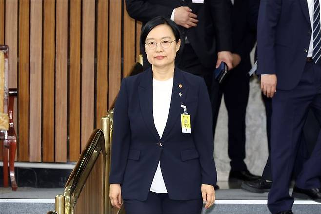 한성숙 국무총리 후보자가 25일 오전 서울 여의도 국회에서 열린 국무총리(한성숙) 임명동의안 심사를 위한 인사청문회에 출석하고 있다. ⓒ데일리안 홍금표 기자