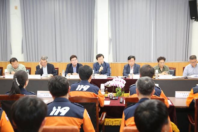 춘천소방서 방문한 민선 9기 강원특별자치도지사직 인수위 [춘천소방서 제공. 재판매 및 DB 금지]