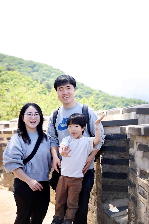 "우리 애들 놀이터는 뒷산이에요"