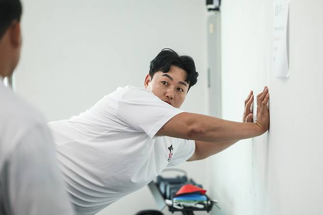 메이저리그(ML) 출신 최지만이 무릎 재활을 마치고 15일 울산 웨일즈 구단에 합류했다. 사진 | 울산 웨일즈