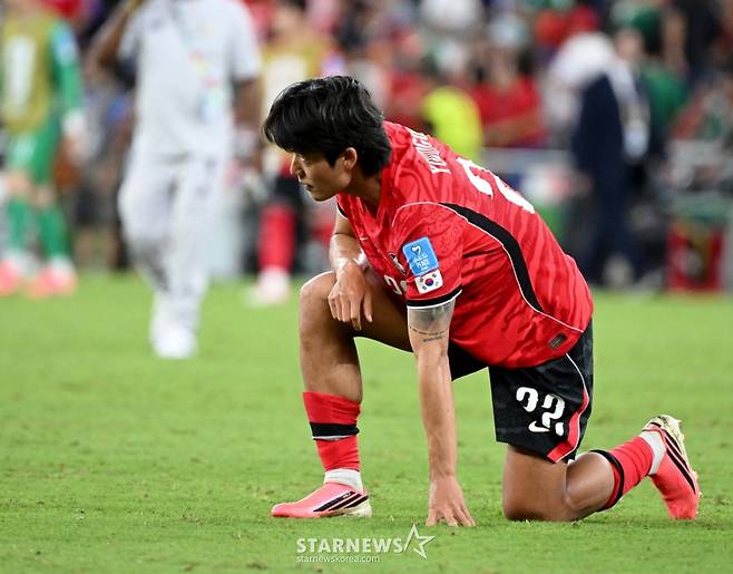 2026 북중미월드컵 A조 3차예선 대한민국 대 남아공 경기가 25일(한국시간) 멕시코 몬테레이 에스타디오 BBVA에서 열렸다.  후반전  선제골을 허용하며 남아공에 0-1로 패해 조3위에 머문  대표팀, 태극전사들의 아쉬움이 크다. /사진=김진경 대기자