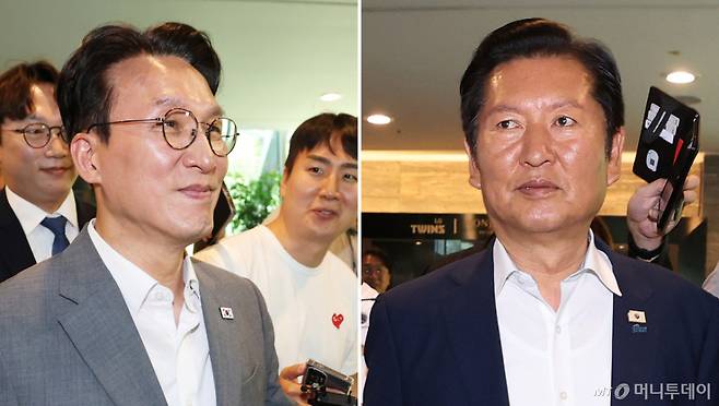 (경기 광주=뉴스1) 오대일 기자 = 김민석 국무총리(왼쪽)와 정청래 더불어민주당 전 대표가 28일 오후 경기 광주 곤지암리조트에서 열린 민주당 청년 당선인 워크숍에 나란히 참석하고 있다. 2026.6.28/뉴스1  Copyright (C) 뉴스1. All rights reserved. 무단 전재 및 재배포,  AI학습 이용 금지. /사진=(경기 광주=뉴스1) 오대일 기자