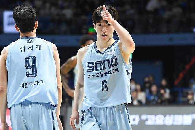 고양 소노 이정현이 차기시즌 보수 총액 7억2000만원에 도장을 찍었다. 사진 | 고양 소노 스카이거너스