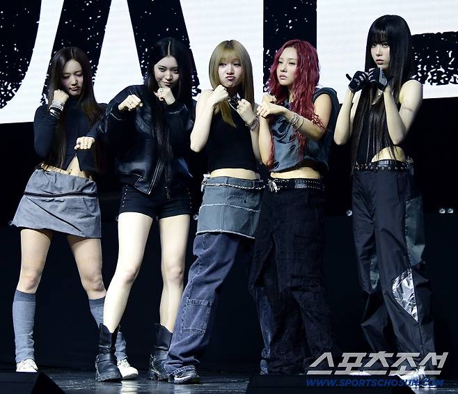 30일 오후 신촌 예스24 원더로크홀에서 걸그룹 '키비츠' 데뷔 쇼케이스가 열렸다. 포즈를 취하고 있는 키비츠 멤버들.  신촌=송정헌 기자songs@sportschosun.com/2026.06.30/