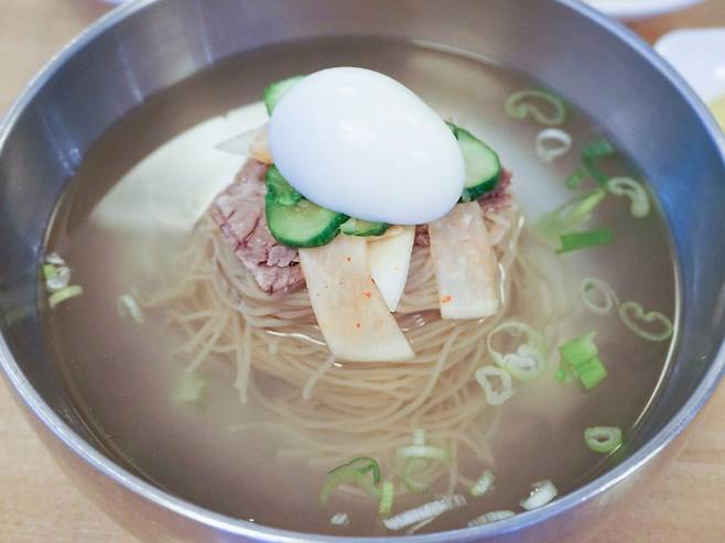 평양냉면 맛집. 사진 네이버 지도 업체 등록 사진