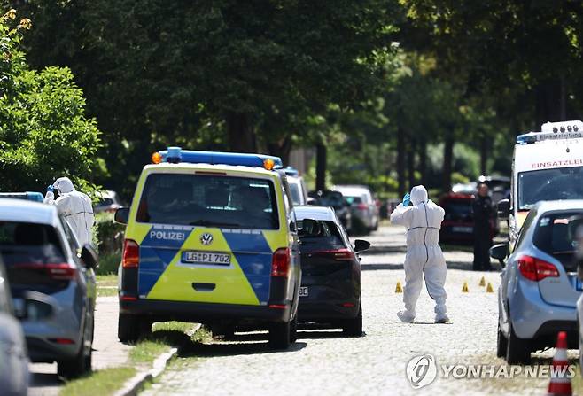 29일 독일 북부 슈타데에서 발생한 총격 사건 인근에 출동한 경찰 [AFP=연합뉴스 자료사진. 재판매 및 DB 금지]