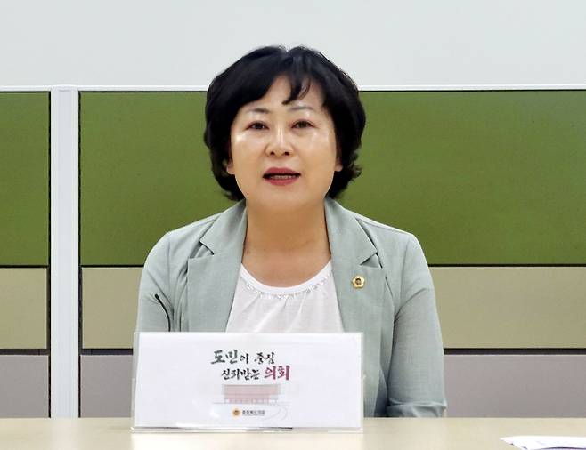 기자들과 만나 김꽃임 원내대표 [촬영 전창해 기자]