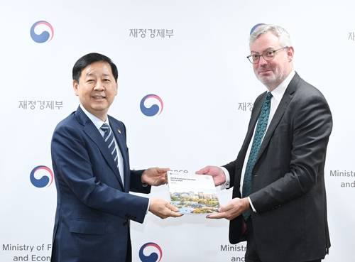 구윤철 부총리, OECD 방한단 면담[출처 : 재정경제부]