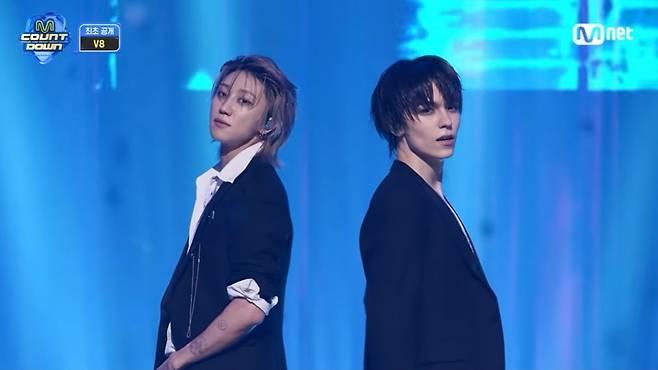 SEVENTEEN V8 on MCountdown / Mnet MCountdown Capture