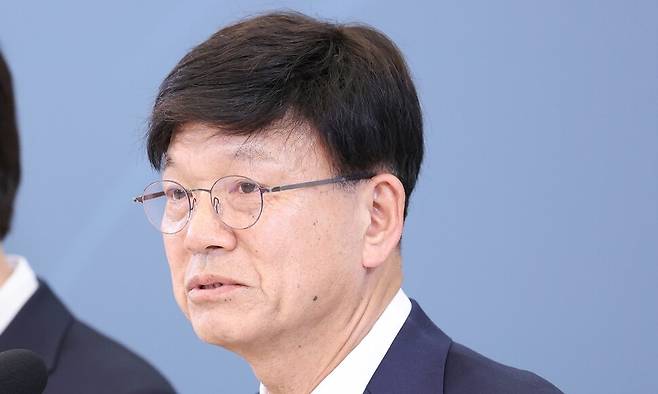 이병태 규제합리화위원회 부위원장이 지난 4월15일 청와대에서 이재명 대통령 주재로 열린 규제합리화위원회 제1차 전체회의에서 발언하고 있다. 연합뉴스