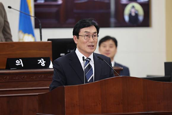이장섭 청주시장이 3일 청주시의회에서 민선 9기 첫 시정연설을 하고 있다. [사진=청주시]