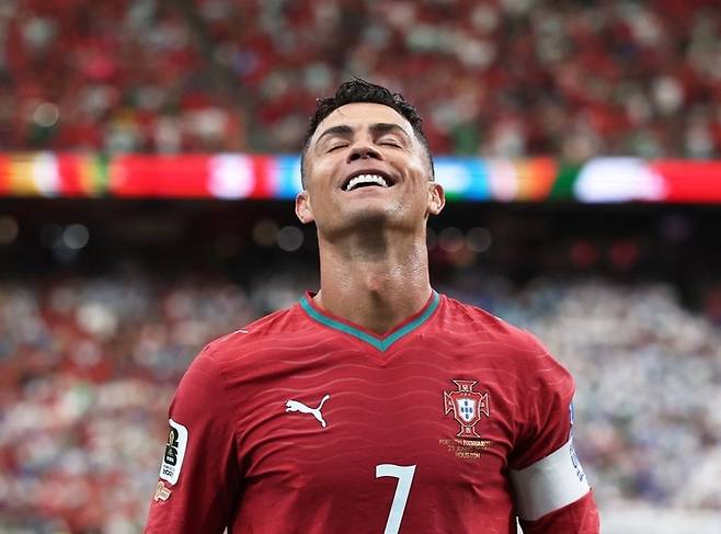 2026 FIFA 월드컵 - K조 - 포르투갈 대 우즈베키스탄 - 미국 텍사스주 휴스턴, 휴스턴 스타디움 - 포르투갈의 크리스티아누 호날두가 세 번째 골을 넣고 기뻐하고 있다. 로이터연합뉴스