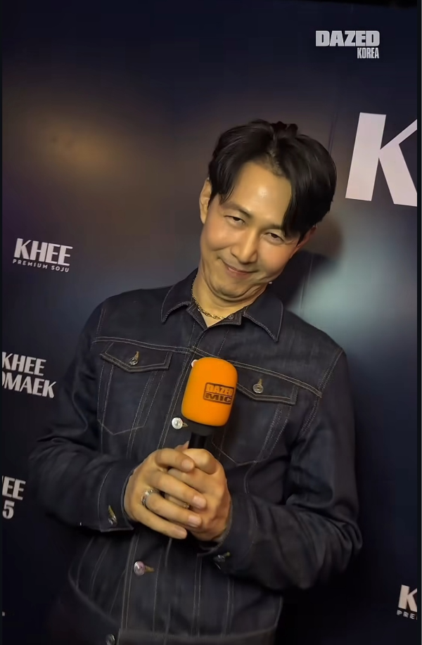 Actor Jang Dong-gun attended a launch event for a liquor brand alongside his wife, Ko So-young, and appeared softer and younger than before. In a video released by Dazed Korea, Jang Dong-gun appeared wearing a navy suit and sporting a bright expression, capturing the publics attention.In the video, Jang Dong-gun displayed a noticeably more youthful appearance, with a healthy glow and fuller cheeks. Netizens who saw the footage reacted positively to his changed vibe, praising his youthful looks.Jang Dong-gun is set to star in Tropical Night, his next project following last years film An Ordinary Family. He married Ko So-young in 2010, and the couple has a son and a daughter.