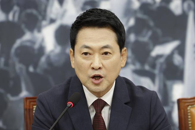 장동혁 국민의힘 대표가 29일 서울 여의도 국회에서 열린 최고위원회의에서 발언하고 있다. 2026.06.29. 뉴시스