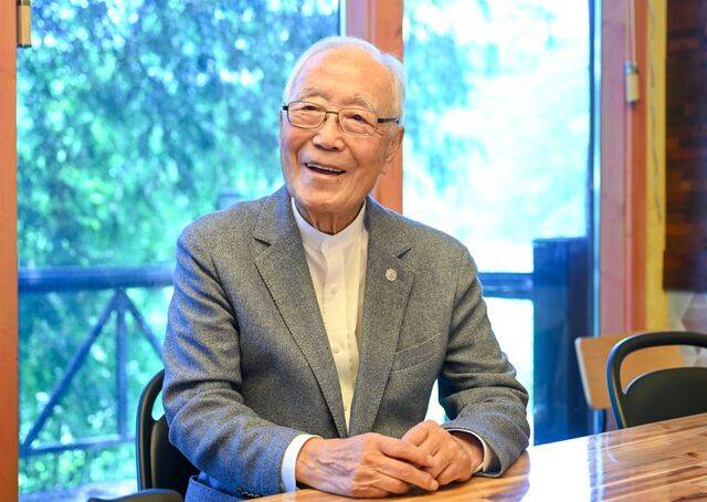 박조준 목사가 최근 경기도 용인의 한 카페에서 국민일보와 만나 목회 여정을 회고하고 있다. 그는 “교회는 세파에 휩쓸리지 않고 구원의 방주로서 세상이라는 바다 위에 굳건히 떠 있어야 한다”고 말했다. 용인=신석현 포토그래퍼