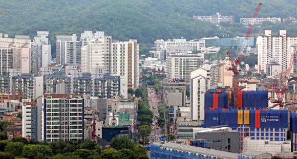 지난 5일 경기 구리시 아파트 단지. 뉴시스