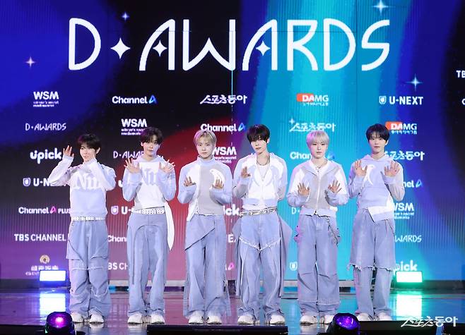 제1회 디 어워즈에서 ‘올해의 신인’, 2월 열린 제2회 디 어워즈에선 ‘올해의 퍼포먼스’를 수상한 NCT WISH 스포츠동아DB
