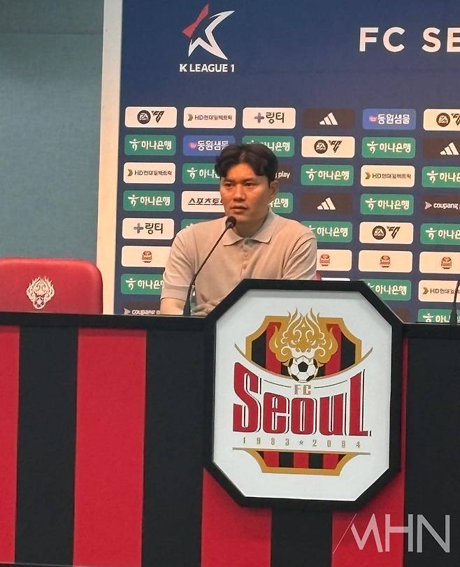 출처:이상준 기자 / 12일 경기 후 기자회견 풍경