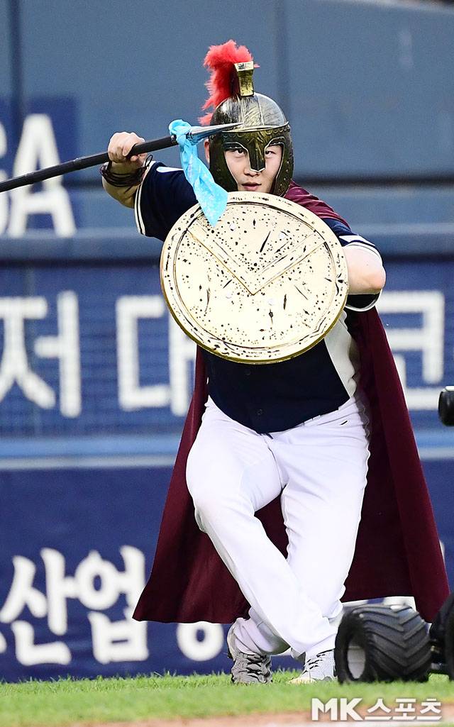 11일 오후 서울 잠실구장에서 ‘2026 신한 SOL KBO 올스타전’이 개최됐다. 5회말 나눔 전사민이 마운드에 오르고 있다. 사진(잠실 서울)=김영구 기자