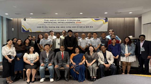 ['2026 한·인도 인공지능 포럼(India–Korea Forum on Artificial Intelligence 2026)' 단체사진 [사진=저자제공]