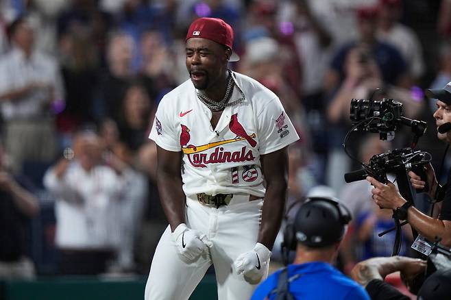세인트루이스 카디널스의 조던 워커가 MLB 올스타전 홈런더비에서 우승을 확정지은 뒤 기뻐하고 있다. 사진=AP PHOTO