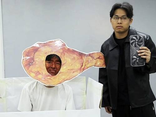 ▲ 의정부고 졸업사진 ‘젠슨 황과 깐부’ [의정부고 방송부 UHBS 제공]