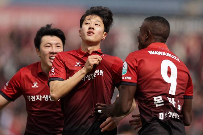 프로축구 K리그1 부천FC가 19일 선두 FC서울과 18라운드 맞대결을 펼친다. 한국프로축구연맹 제공