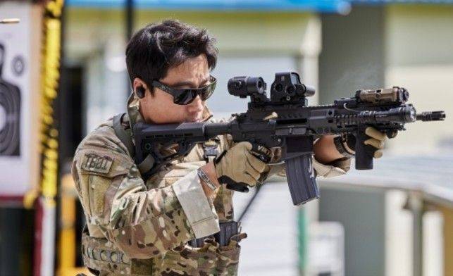 특수작전용 기관단총인 5.56mm STC16 사격 모습. 사진=SNT모티브