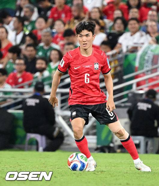 [OSEN=이대선 기자] 대한민국 황인범 2026.06.25 /sunday@osen.co.kr