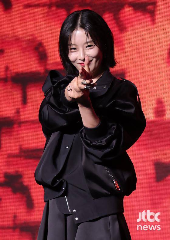 배우 현리가 20일 오전 서울 콘래드 호텔에서 열린 디즈니+ 드라마 '킬러들의 쇼핑몰 시즌2' 제작발표회에 참석해 포토타임을 갖고 있다. 박세완 엔터뉴스팀 기자 park.sewan@jtbc.co.kr