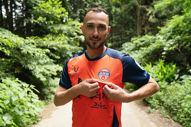 제주SK FC에 새로 합류하는 알바니아 출신 윙포워드 에랄도 치나리. 사진=제주SK FC